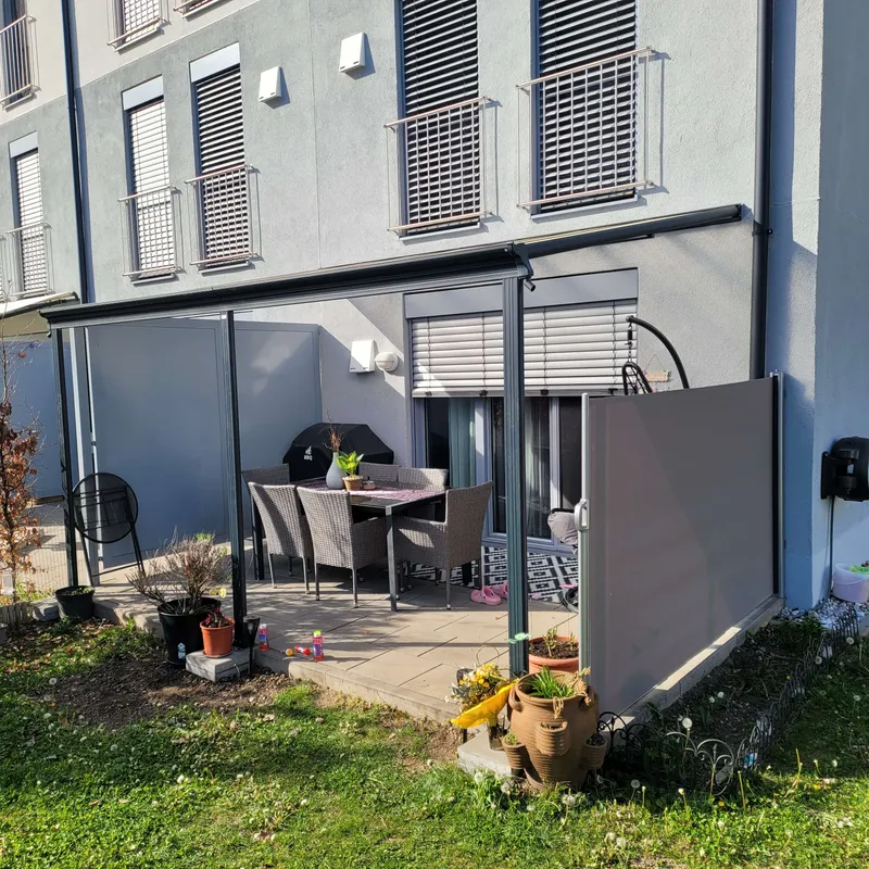 Montage- und Anschlussbereich im Fenster- oder Türenumfeld